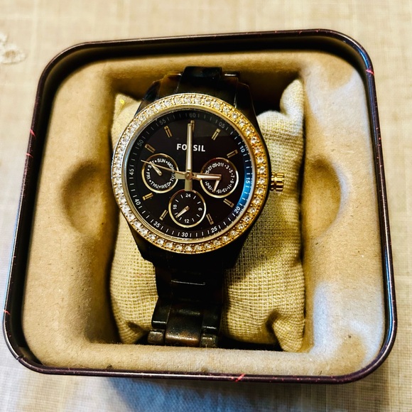 Tortoise Shell Fossil Watch with Original Box - Picture 6 of 15